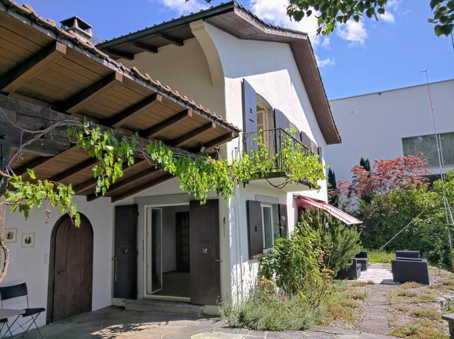 Ferienhaus Charming House With A View